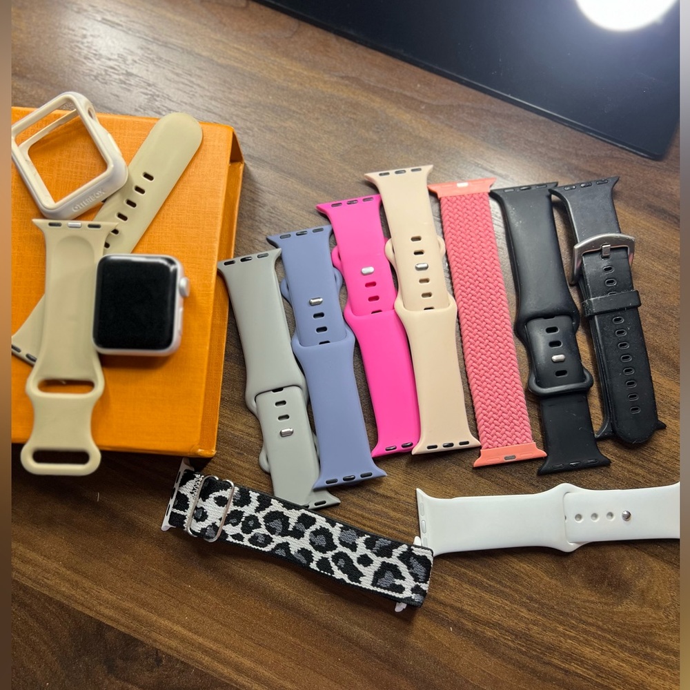 COPY - Apple Watch 38mm Series 3 with GPS